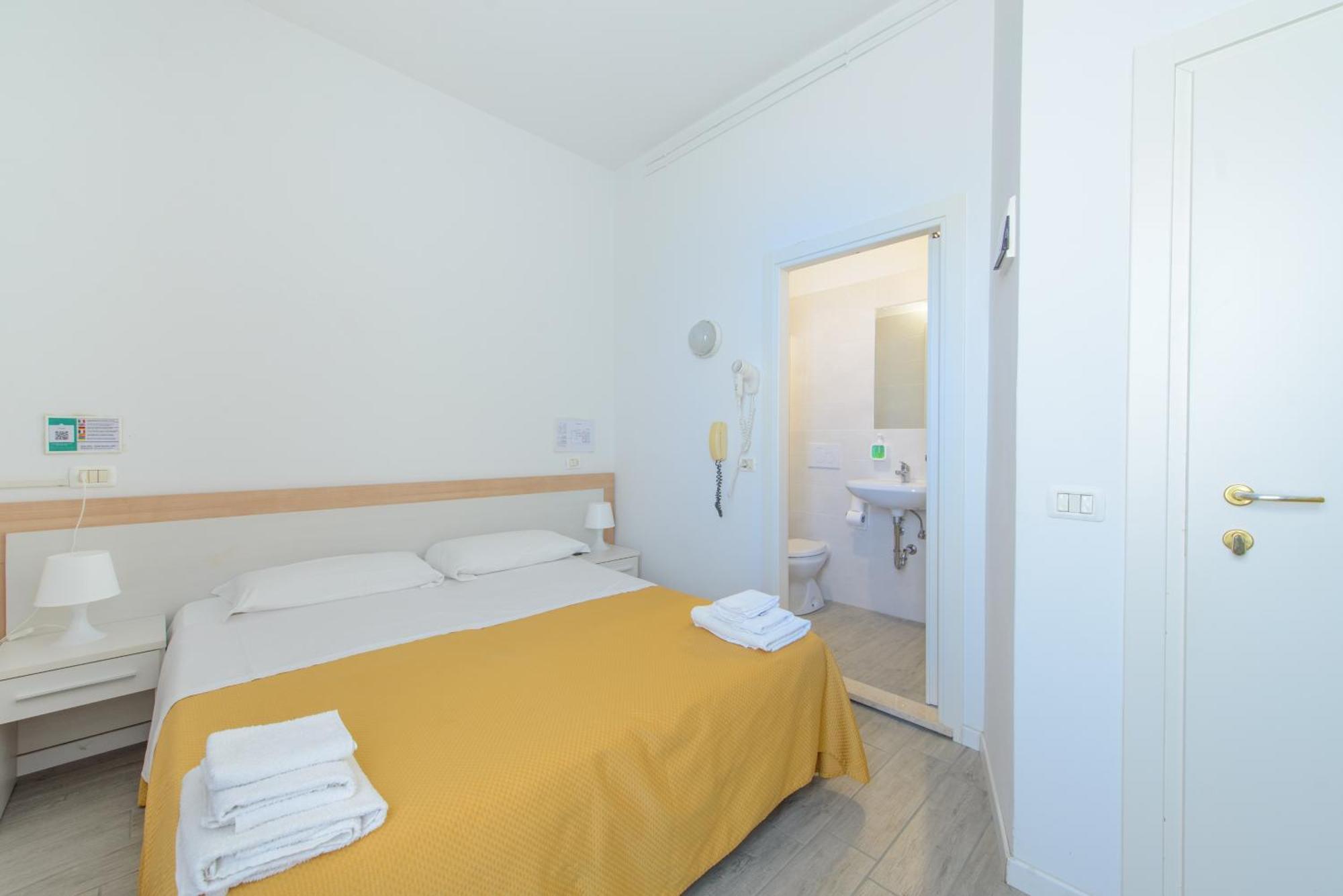 Nautic Beach Hotel リミニ エクステリア 写真