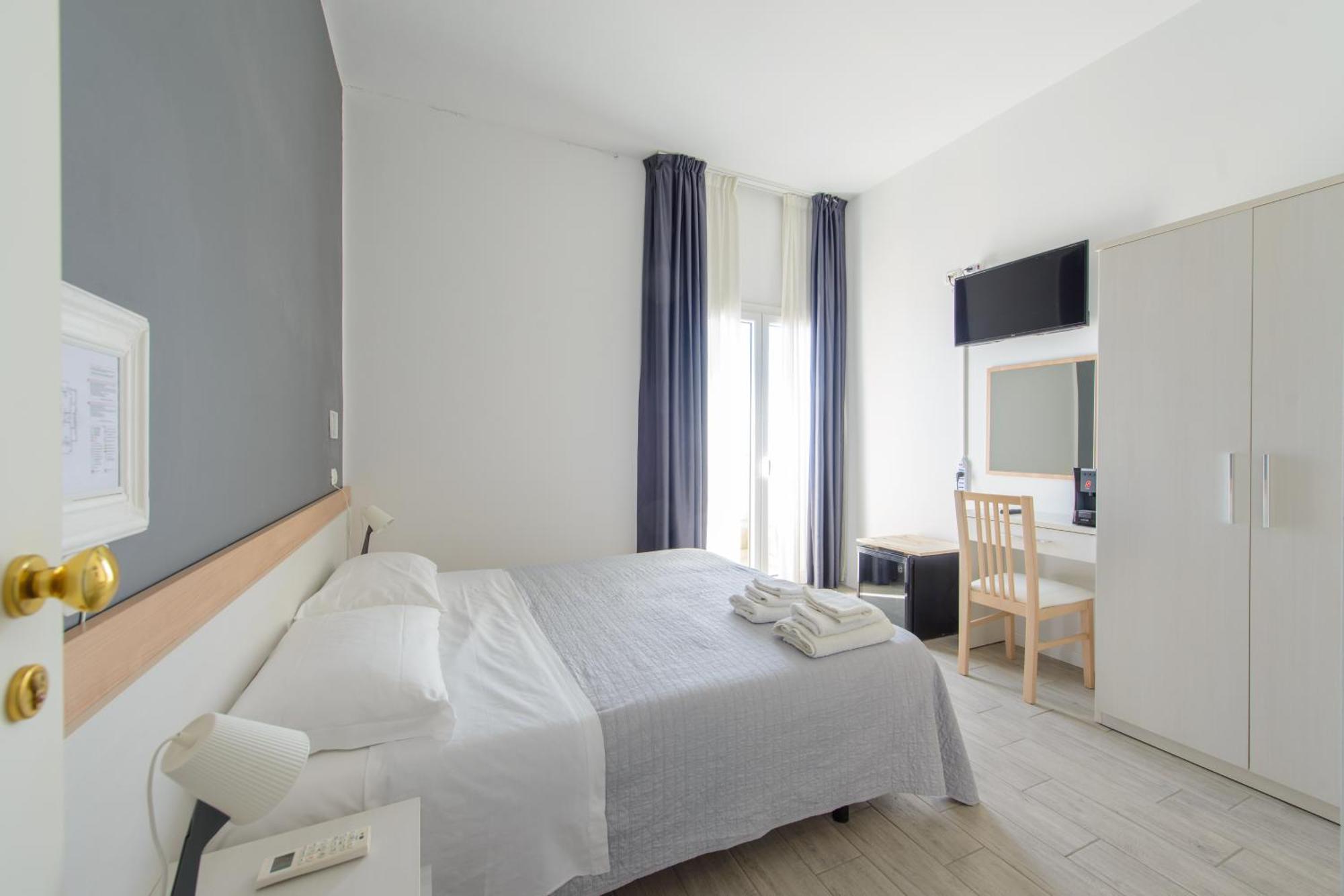 Nautic Beach Hotel リミニ エクステリア 写真